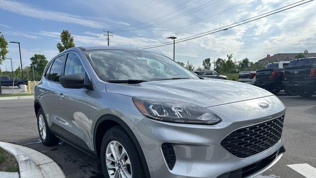 2022 Ford Escape Hybrid SE