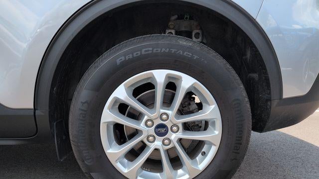 2022 Ford Escape Hybrid SE