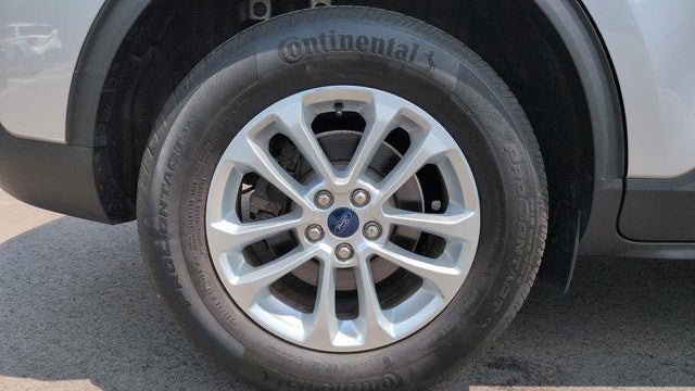 2022 Ford Escape Hybrid SE
