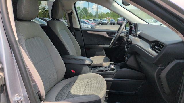 2022 Ford Escape Hybrid SE