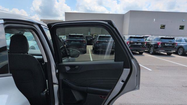 2022 Ford Escape Hybrid SE