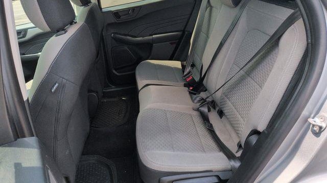 2022 Ford Escape Hybrid SE