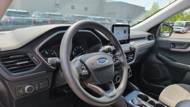 2022 Ford Escape Hybrid SE