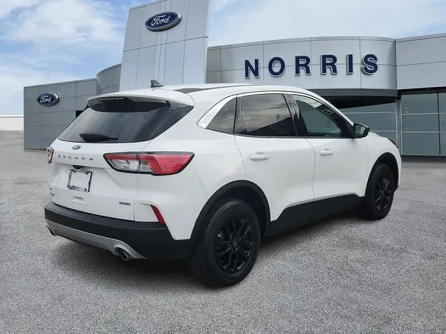 2022 Ford Escape - $15,688