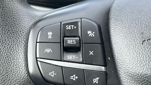 2022 Ford Escape Hybrid SE