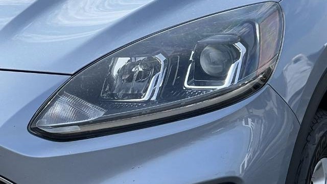 2022 Ford Escape Hybrid SE