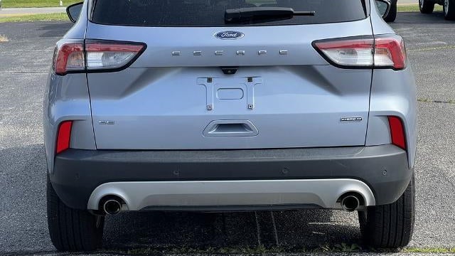 2022 Ford Escape Hybrid SE