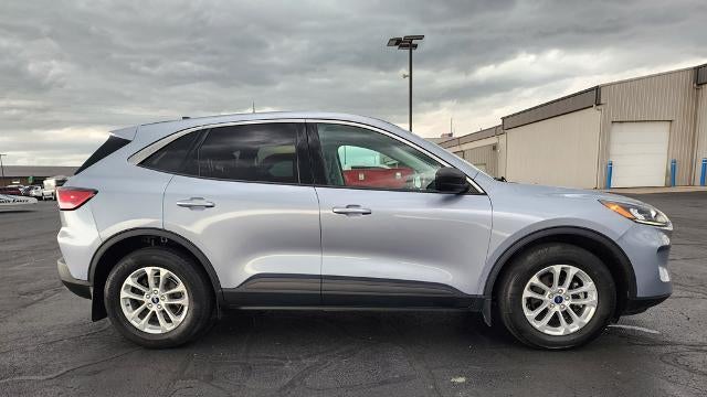 2022 Ford Escape Hybrid SE