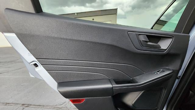 2022 Ford Escape Hybrid SE