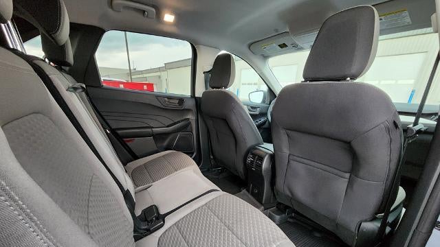 2022 Ford Escape Hybrid SE