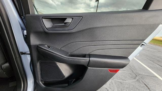 2022 Ford Escape Hybrid SE