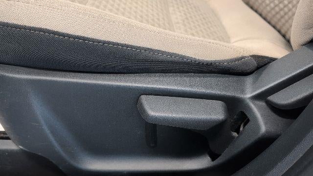 2022 Ford Escape Hybrid SE