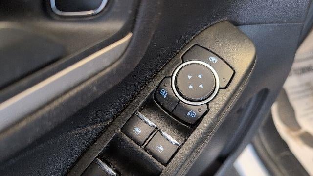 2022 Ford Escape Hybrid SE