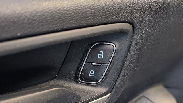2022 Ford Escape Hybrid SE