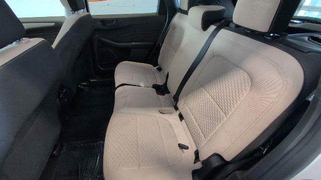2022 Ford Escape Hybrid SE