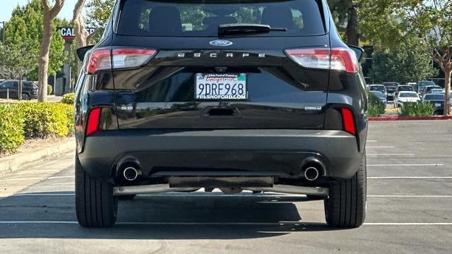 2022 Ford Escape Hybrid SE