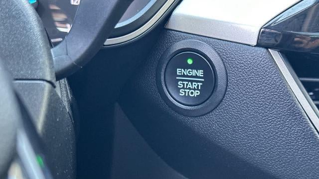 2022 Ford Escape Hybrid SE