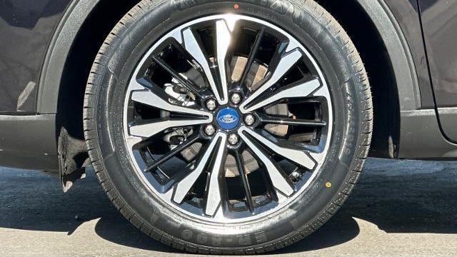 2022 Ford Escape Hybrid SE