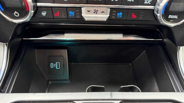2022 Ford Escape Hybrid SE
