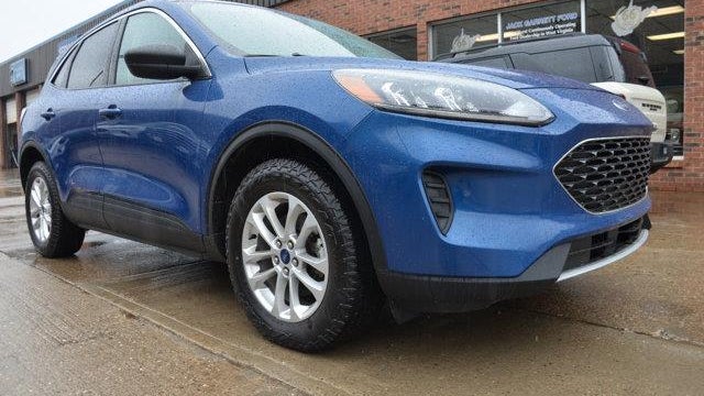 Preowned 2022 Ford Escape Hybrid SE for Sale