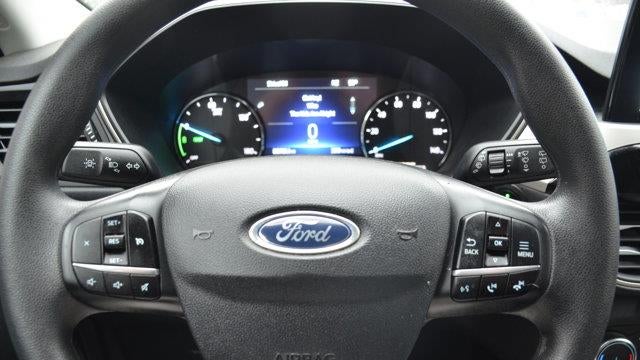 2022 Ford Escape Hybrid SE