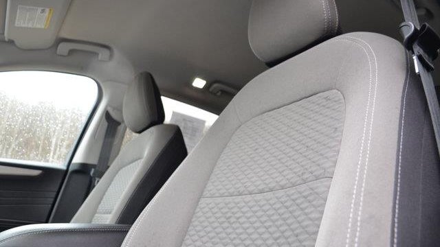 2022 Ford Escape Hybrid SE