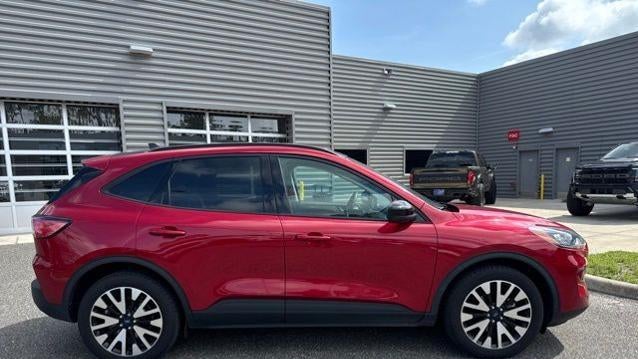 2020 Ford Escape Hybrid SE Sport