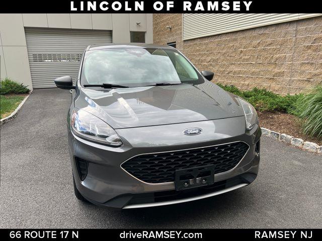 2022 Ford Escape - $22,495