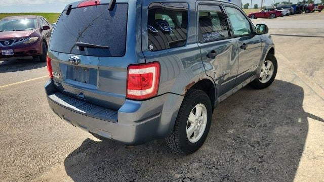 2010 Ford Escape XLS