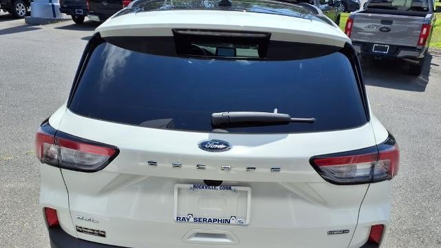 2022 Ford Escape Hybrid SEL