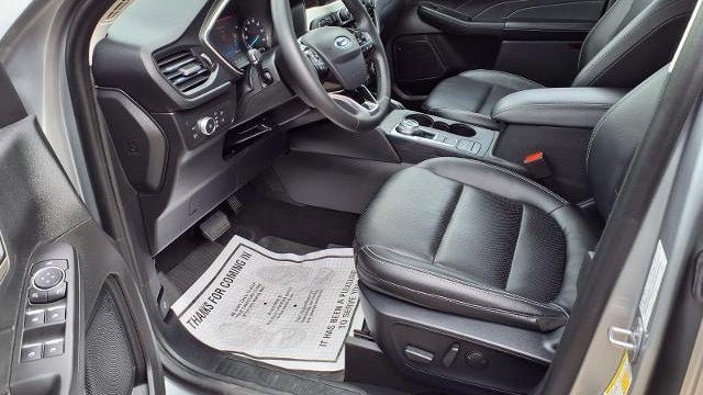 2022 Ford Escape Hybrid SEL
