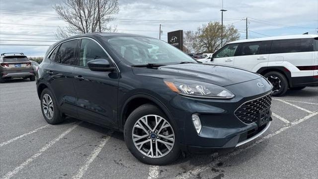 2022 Ford Escape Hybrid SEL
