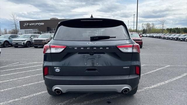 2022 Ford Escape Hybrid SEL