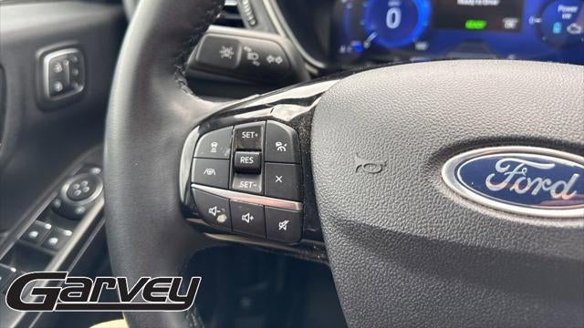 2022 Ford Escape Hybrid SEL