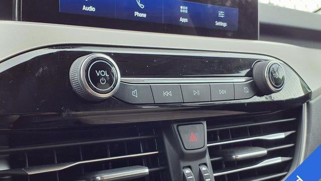 2022 Ford Escape Hybrid SEL