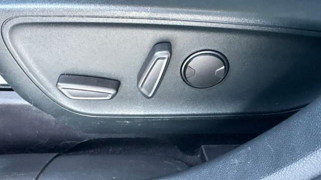 2020 Ford Escape Hybrid Titanium