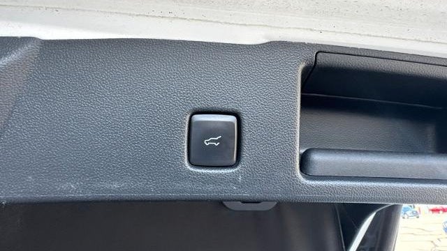2020 Ford Escape Hybrid Titanium