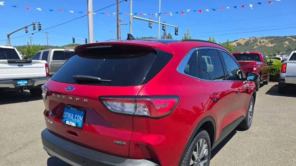 2020 Ford Escape Hybrid Titanium
