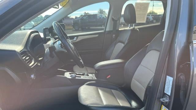 2021 Ford Escape Hybrid Titanium