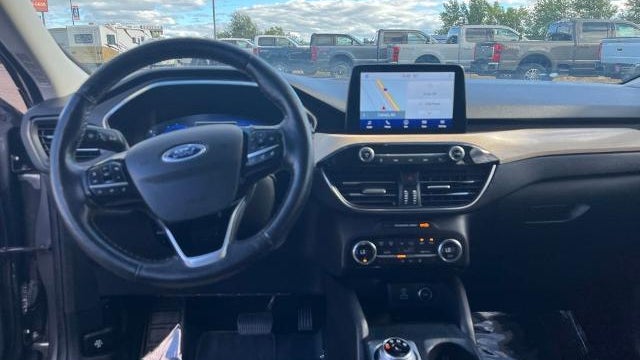 2021 Ford Escape Hybrid Titanium