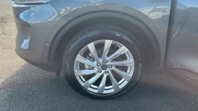 2021 Ford Escape Hybrid Titanium