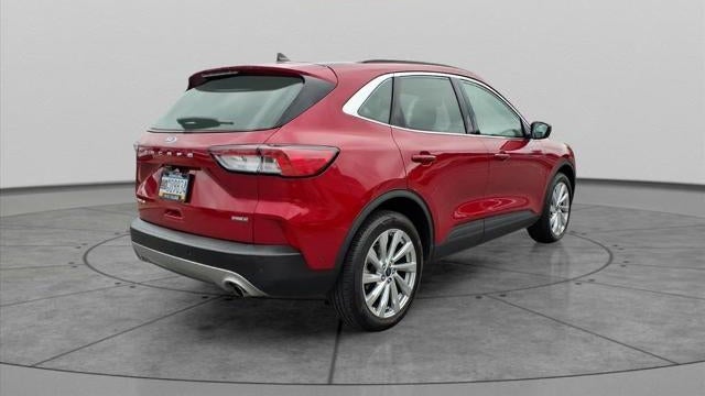 2022 Ford Escape Hybrid Titanium