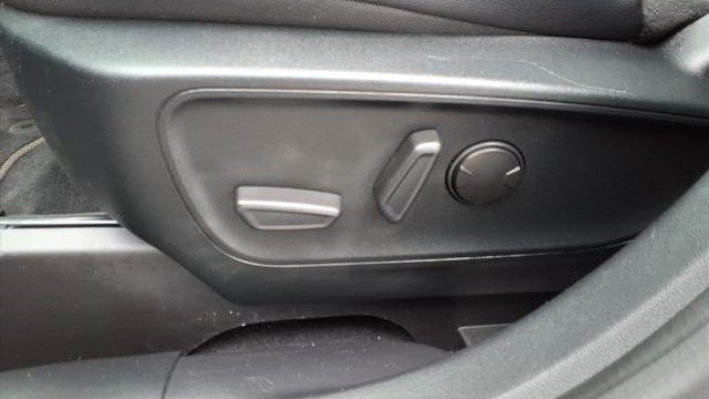 2022 Ford Escape Hybrid Titanium
