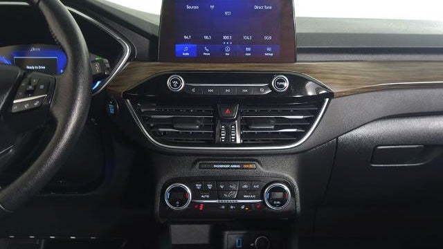 2020 Ford Escape Hybrid Titanium