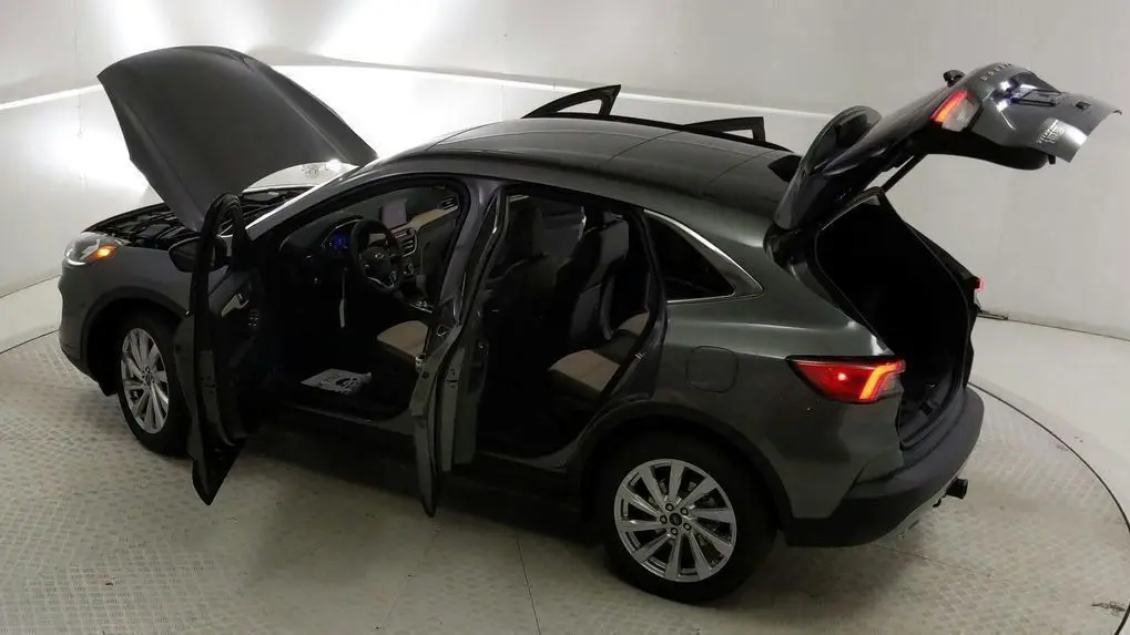 2021 Ford Escape Hybrid Titanium