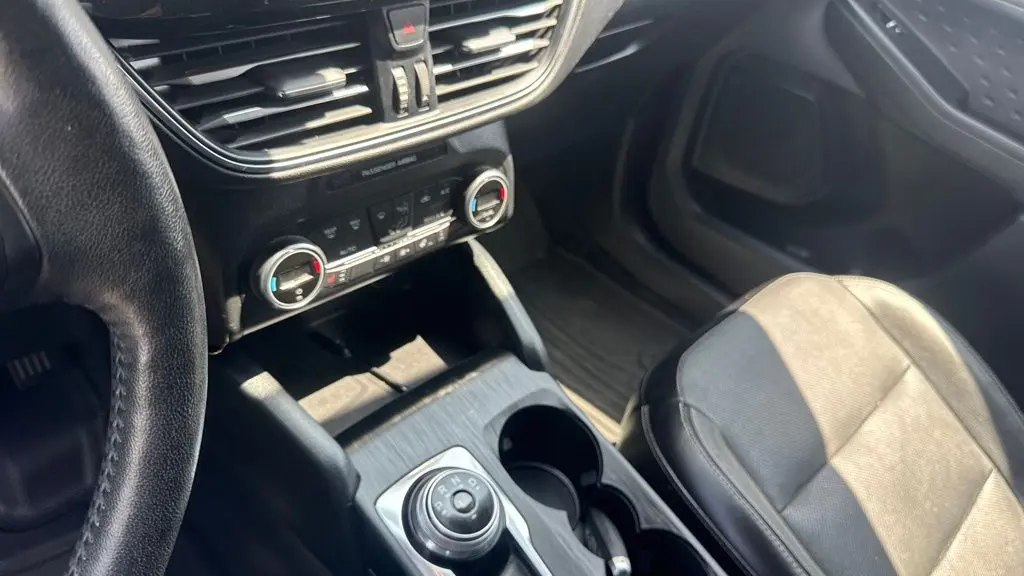 2020 Ford Escape Hybrid Titanium