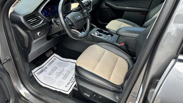 2021 Ford Escape Hybrid Titanium