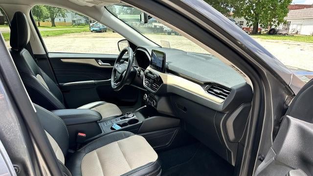 2021 Ford Escape Hybrid Titanium