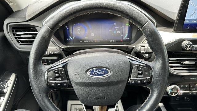 2021 Ford Escape Hybrid Titanium
