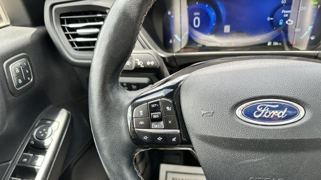 2021 Ford Escape Hybrid Titanium